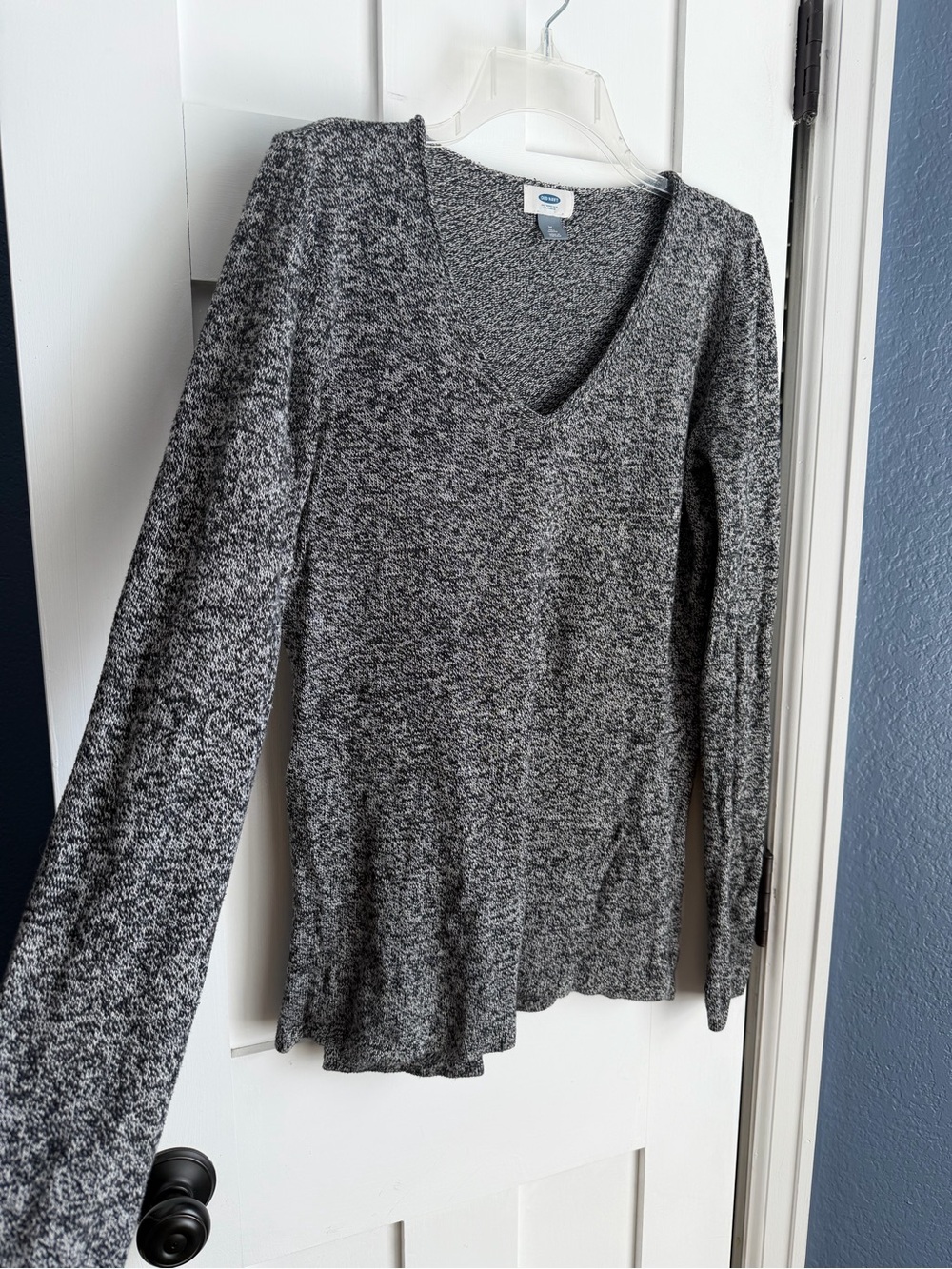 Old Navy Gray Marled V-Neck Long Sleeve Top